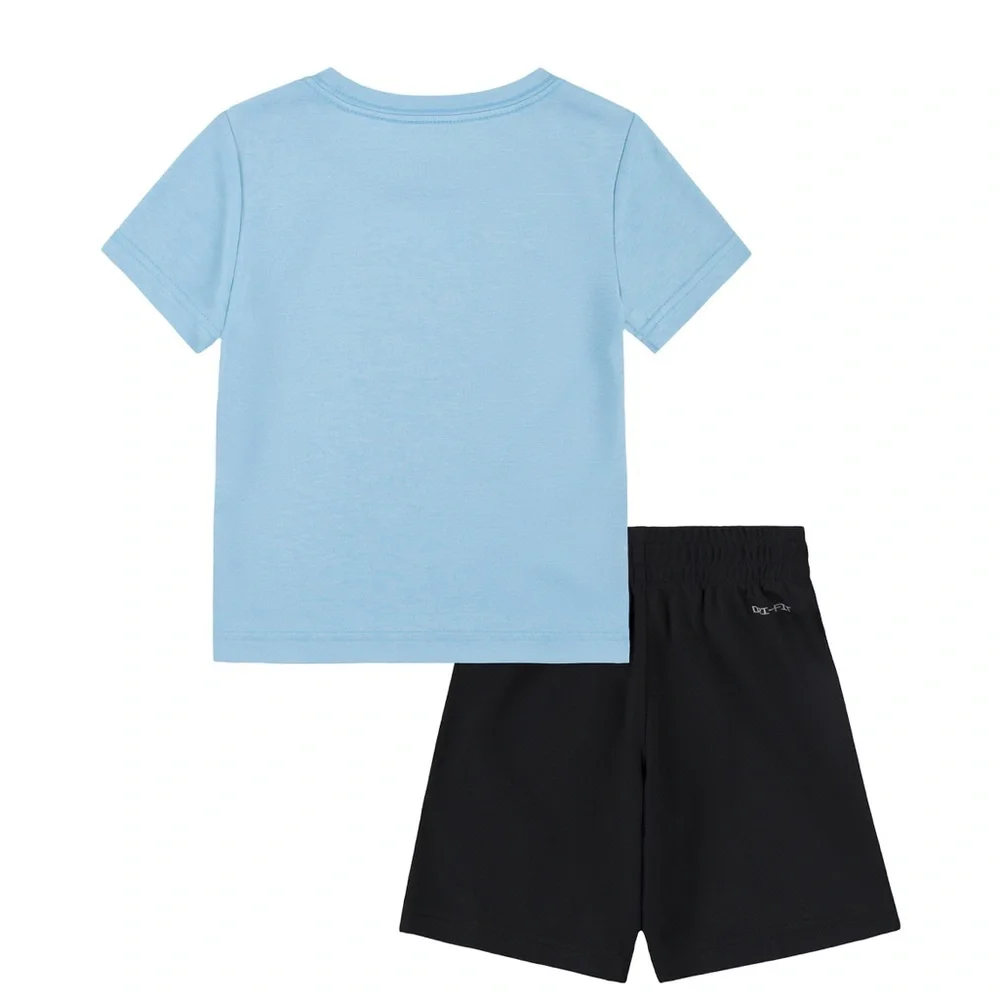 Nike stylish nwt